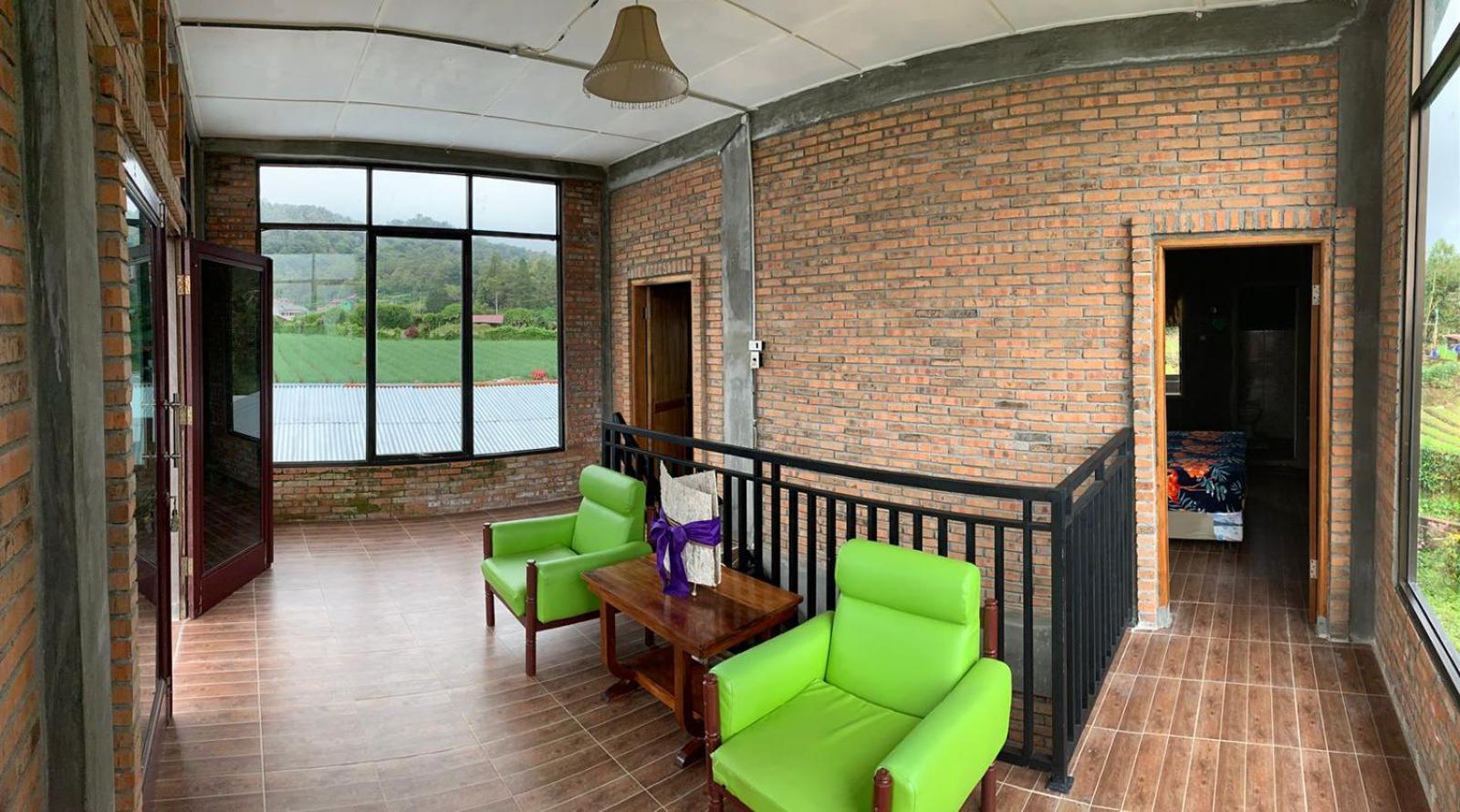 Bungalow Karo Hill Berastagi Extérieur photo